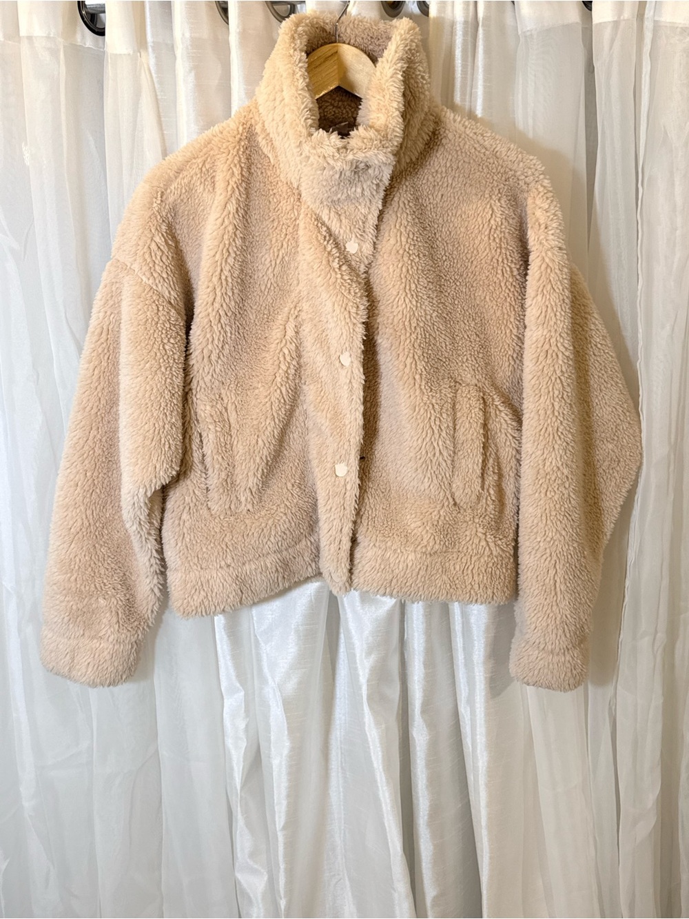 BB Dakota Plush Teddy Jacket in Beige